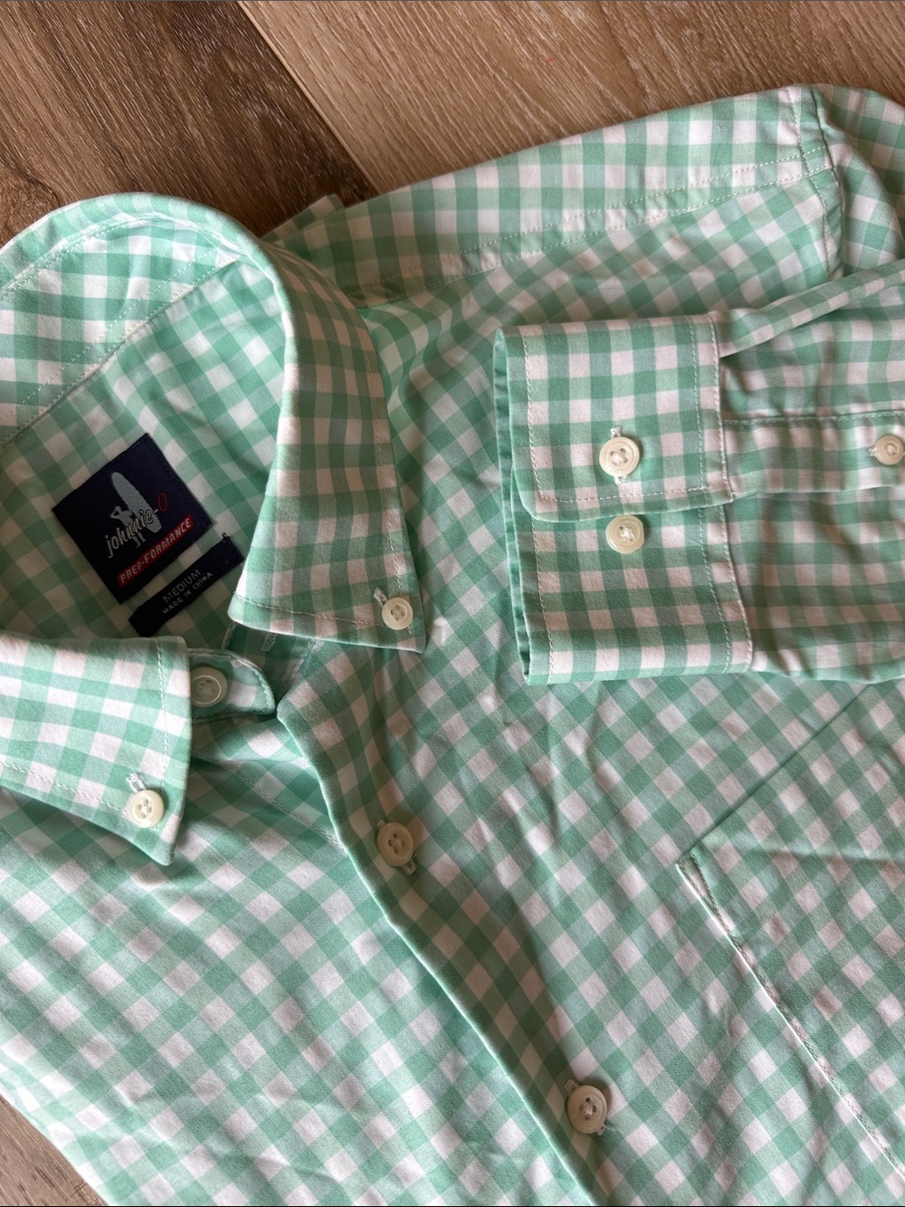 Men’s johnnie-O Mint Green and White Gingham Button-Down Shirt